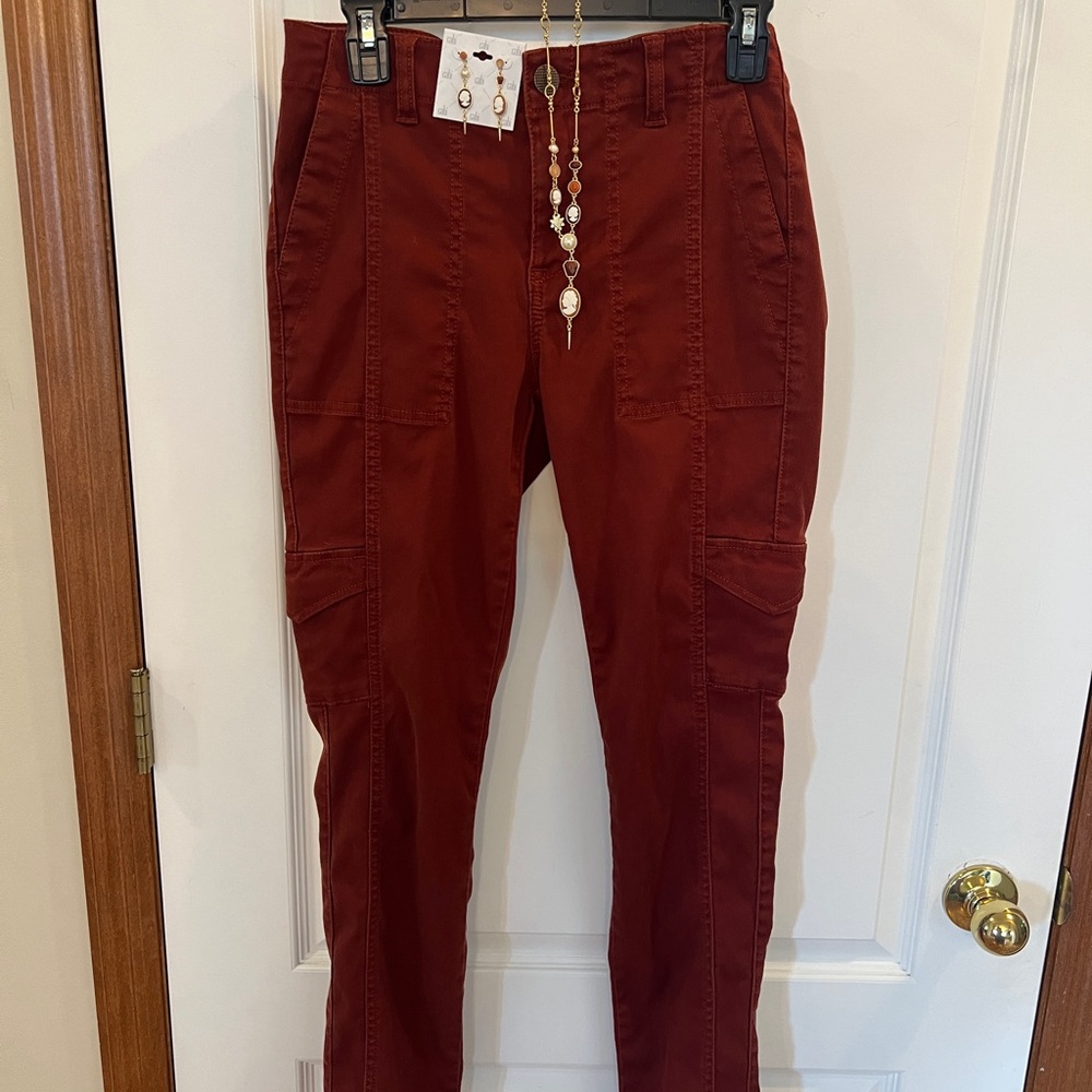 CAbi Rust Skinny Cargo Pants